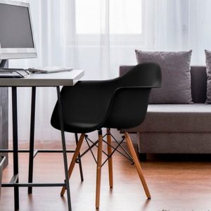 Silla Mod. Eames Armchair